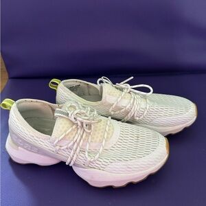 Sorel White Sneakers with Breathable Mesh and Chunky Sole